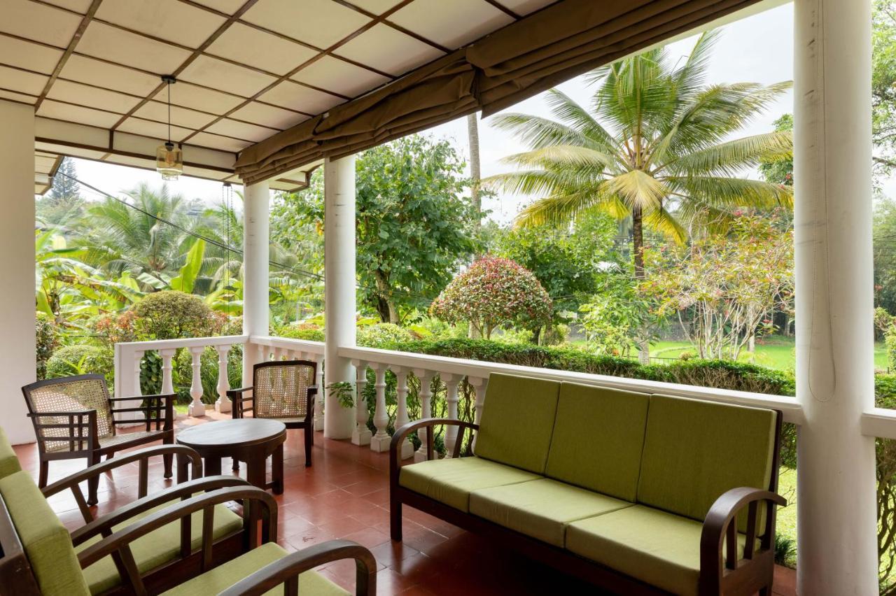 Surveyor'S Residence Bungalow 캔디 외부 사진