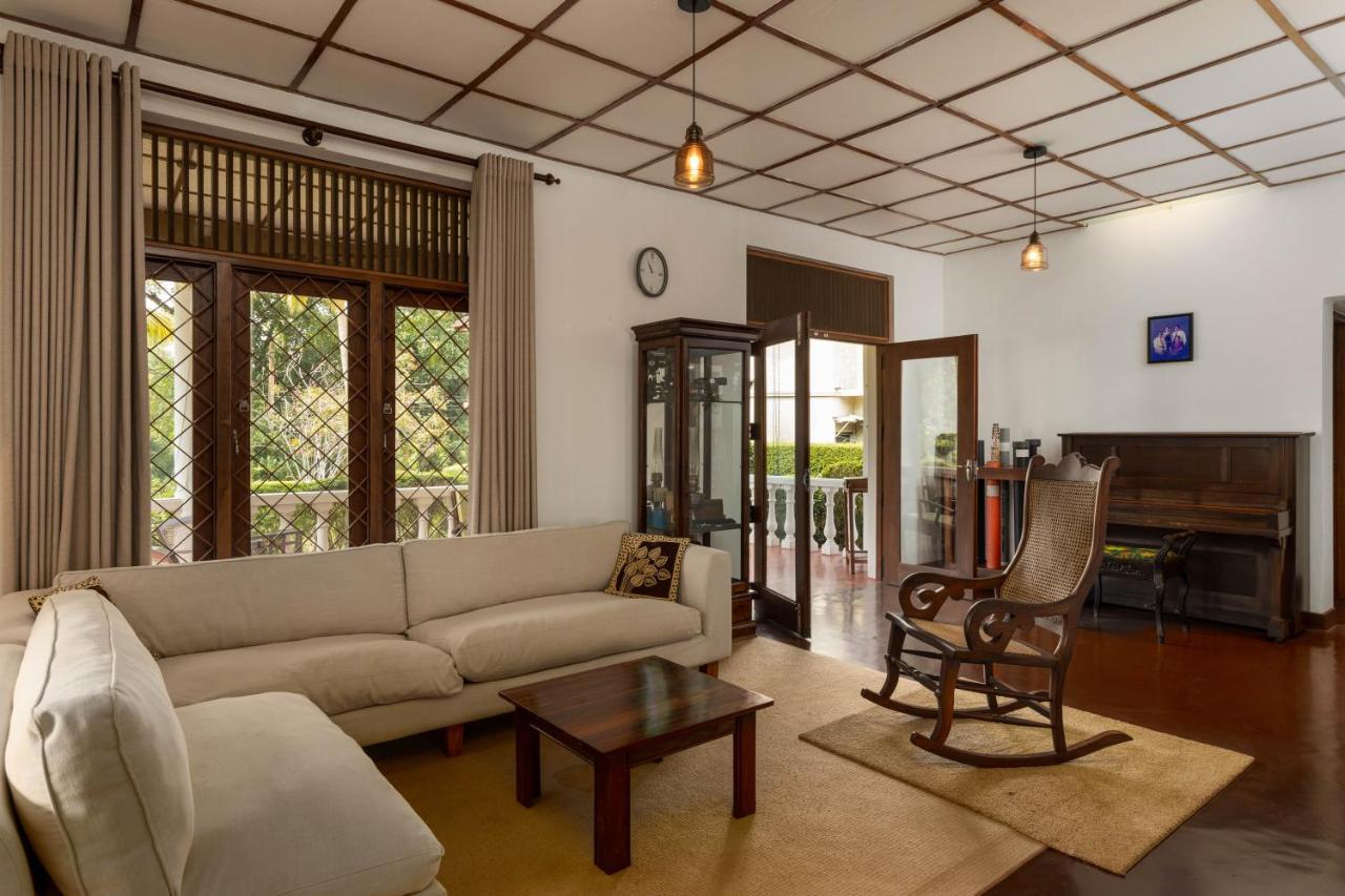 Surveyor'S Residence Bungalow 캔디 외부 사진