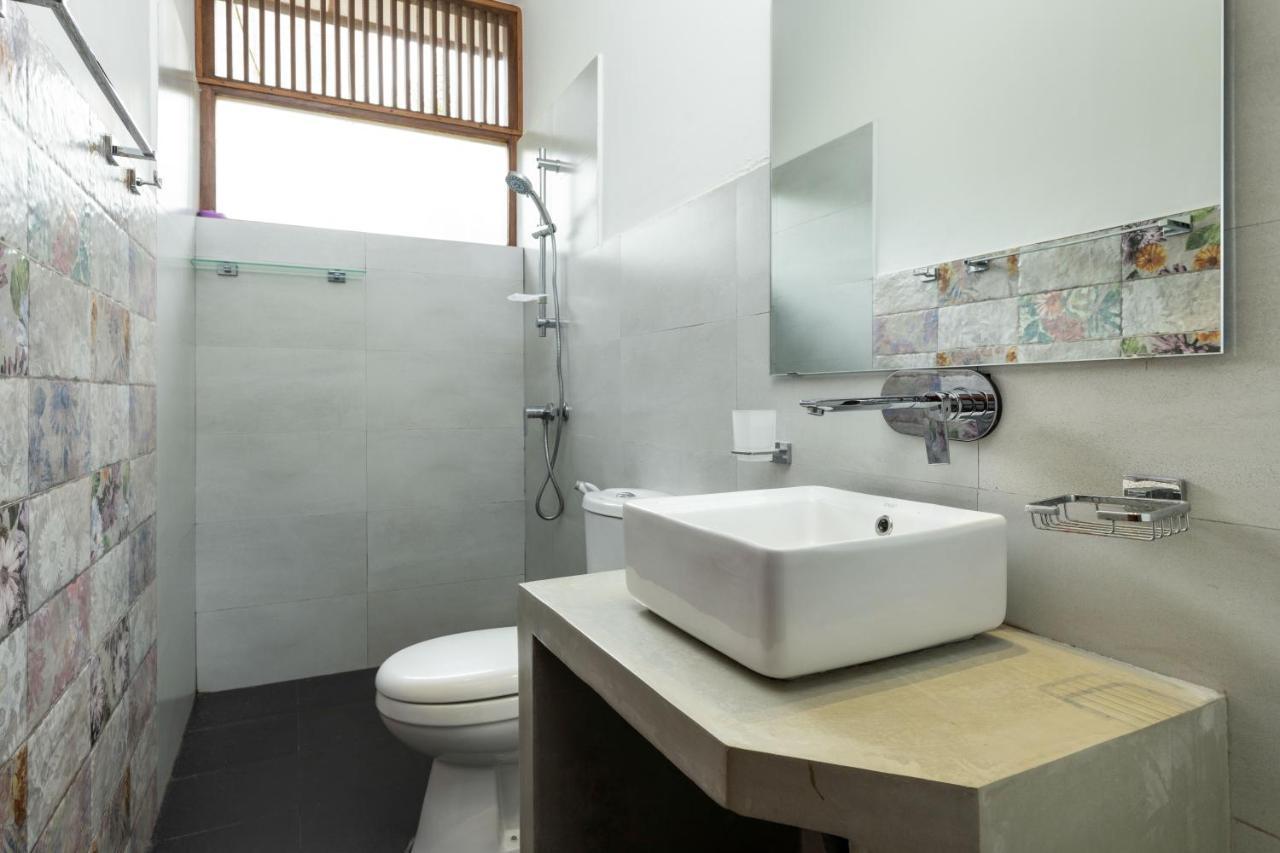 Surveyor'S Residence Bungalow 캔디 외부 사진