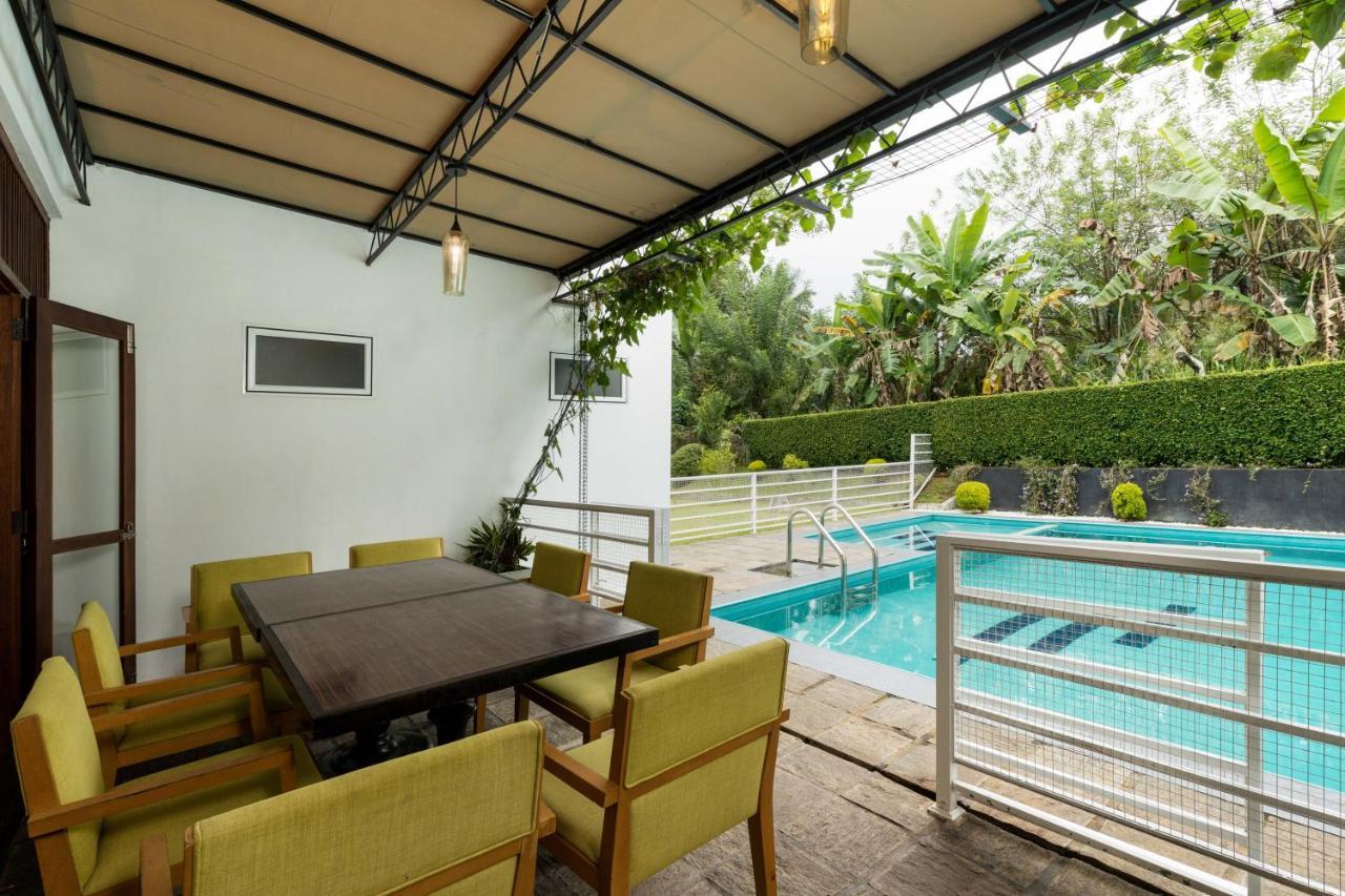Surveyor'S Residence Bungalow 캔디 외부 사진