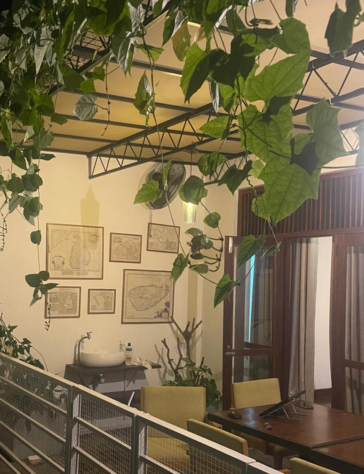Surveyor'S Residence Bungalow 캔디 외부 사진